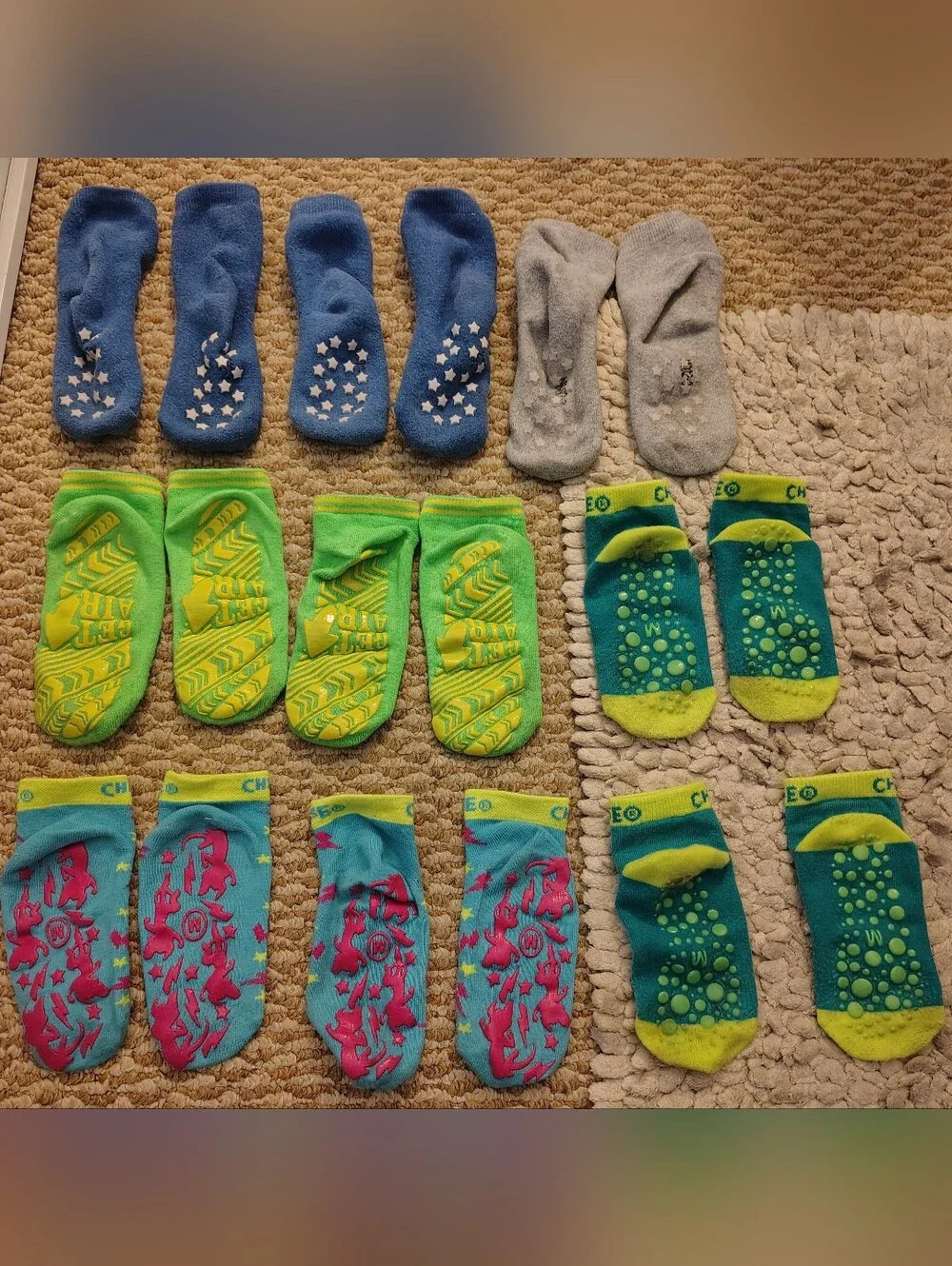 (9) Kids' Ankle Socks